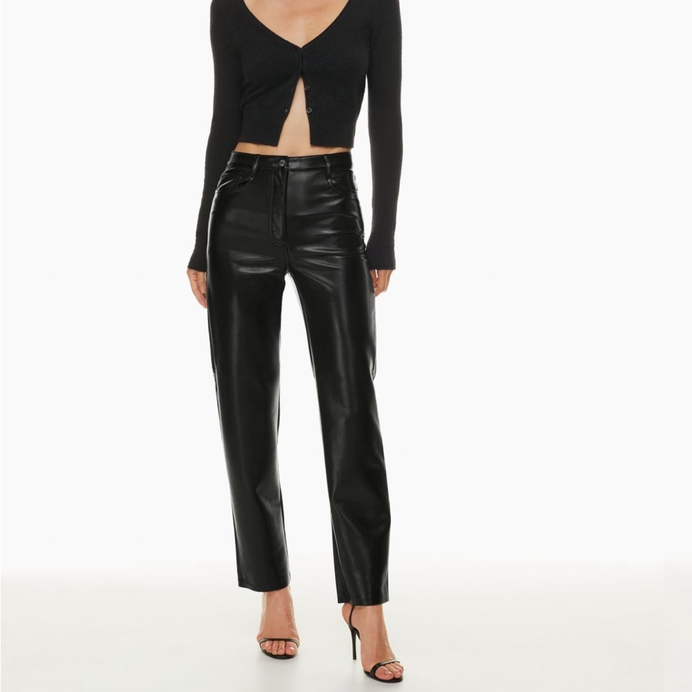 Wilfred Melina Pant